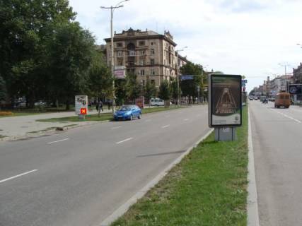 Ситилайт B в Запорожье, 1.8x1.2  пр. Соборний — готель "Дніпро", №1 фото 1