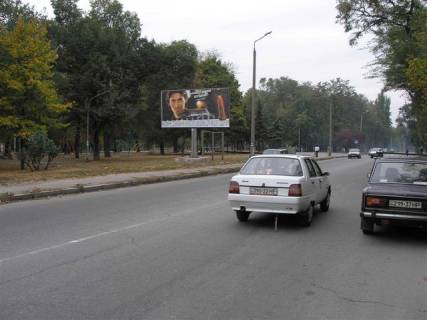 Билборд B в Запорожье, 6x3  ул. Б. Хмельницкого – ул. Лобановского, район стадиона, ст.б фото 1