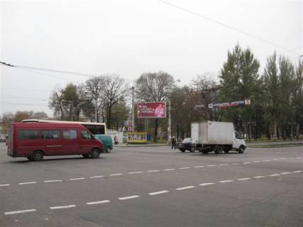 Билборд A в Запорожье пр.Соборний — пл.Свободи (призматрон) фото 1