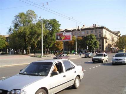 Призма B в Запорожье, 6x3  пр. Соборный – пл. Маяковского, ст.Б (призматрон) - 384578 фото 1