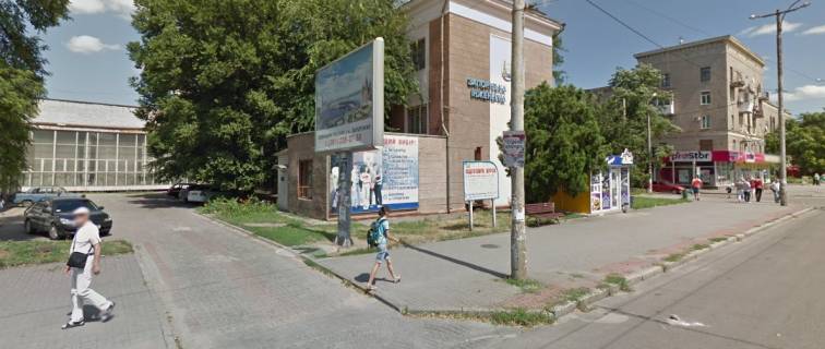 Беклайт A у Запоріжжі проспект Соборний (кол. проспект Леніна) — вул.Фанатська (Добролюбова)-АБВ, ст.А (площина під банер553х264; рамка 563х274) Фото 1