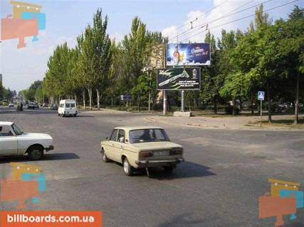 Білборд, Бігборд (Борд)  A у Запоріжжі вул.Перемоги - бул.М.Примаченко (пр.Маяковського), нижня площина Фото 1