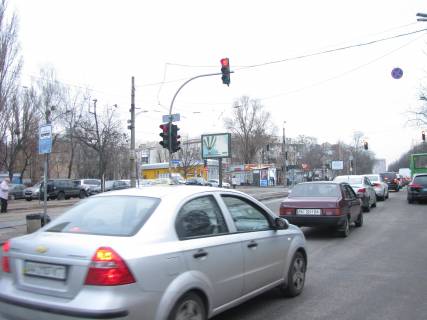 Скроллер B в Киеве, 2.3х3.14  Дегтярівська вул. / Гарета Джонса вул. (Сім’ї Хохлових) - 141430 фото 1