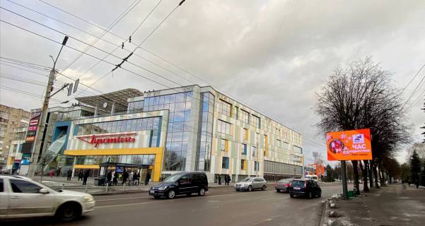 Видеоборд A у Луцьку, 3.2*2.24м  пр.Василя Мойсея 2 - 491360 Фото 1