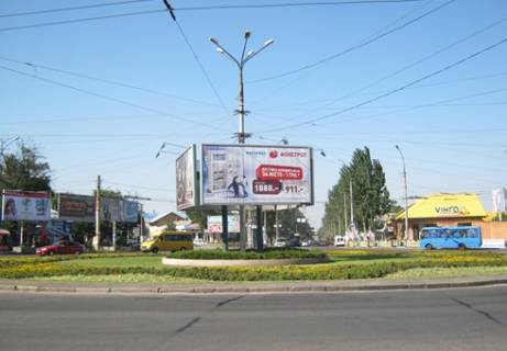 Призма A в Николаеве Центральний просп. (Леніна просп.). - Аркасівська вул. (Пушкінська) ., кольцо - 319172 фото 1