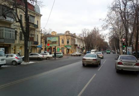Скроллер B в Одессе, 2.32x3.14  Європейська вул. (Катерининська)., 54 - Успенская ул. - 84663 фото 1