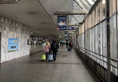 Нестандарт A у Києві, 1x0.7  Конкорс (Південний термінал) Фото 1