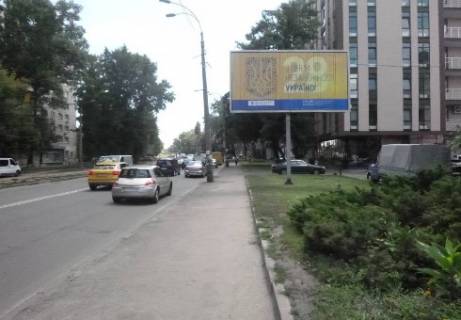 Prismatron, Prism A in Kyiv Kirillovskaa st., 123 (v centr goroda) - 303259 Photo 1