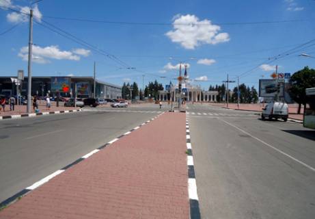 Скроллер B в Харькове, 2.32x3.14  Аерофлотська вул., 11 - Ромашкіна вул. - 65716 фото 1