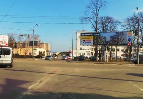 Призма A в Киеве Аэропорт "Жуляны", просп. Повітряних Сил (Повітрофлотський) (правая) - 318237 фото 1