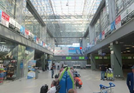 Non-Standard A in Kyiv, 2.9x9.5  Central'nyj holl, 1 etaz (Terminal A) Photo 1