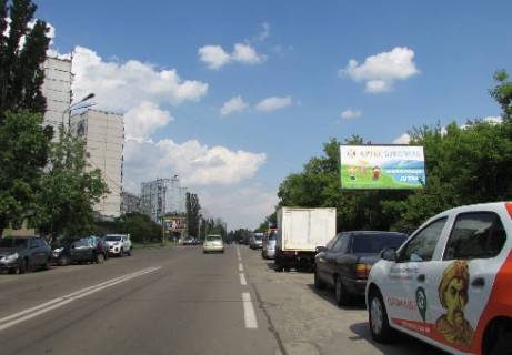 Билборд A в Киеве, 3x6  Малышко Андрея ул., 15/1 (напротив) фото 1