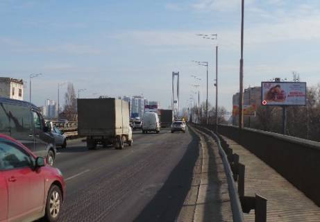 Призма A в Киеве, 3x6  Промислова вул. (Південний мост) - 238106 фото 1