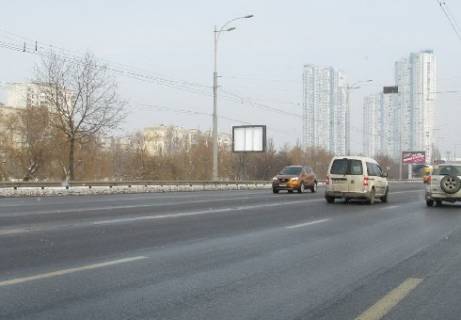 Скроллер B в Киеве, 2.32x3.14  Соборності пр. (Возз’єднання), от моста Патона (250 метров за ост. "б-р Игоря Шамо", слева) - 340132 фото 1