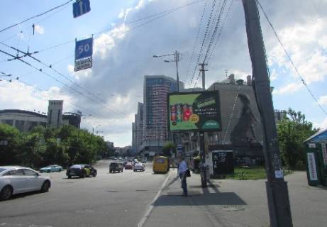 Видеоборд A у Києві, 2.32x3.14  Василия Липковского ул., (напротив ТРЦ "Ультрамарин") - 383715 Фото 1