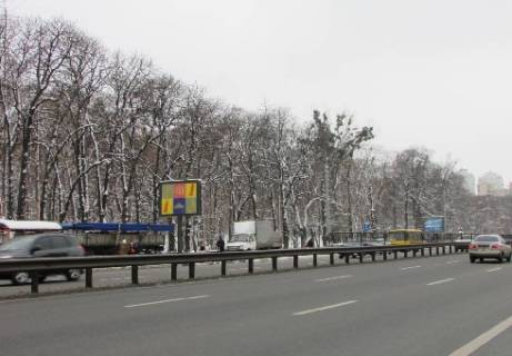 Скроллер B в Киеве, 2.32x3.14  просп. Берестейський (Перемоги)., парк КПИ, (напротив зоопарка, движение из центра, слева) - 340100 фото 1