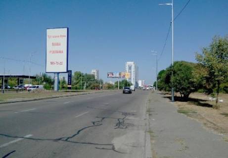 Бэклайт A в Киеве, 8x4  Оболонский пр-т (разделитель), возле АЗС "GLUSCO", 850 м до ст.м. "Оболонь" от ст.м. Почайна (колишня Петрівка) фото 1