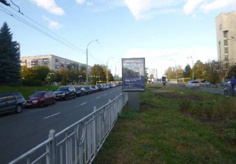 Ситилайт B в Киеве Народного Ополчення вул., 3,  розподілювач  (лівий) фото 1