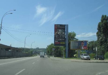Бэклайт A в Киеве, 8x4  Броварской пр., ст.м. "Гидропарк",  в центр фото 1