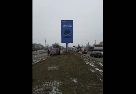 Бэклайт A в Киеве, 8x4  Богатырская ул., (разделитель, в Киев, з-д "Оболонь") фото 1