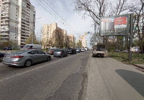 Scrolller, Scroll A in Kyiv Lobanovs'kogo Valeria av., 35 (ruh do Sevastopol's'koi pl.) - 302682 Photo 1
