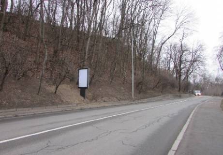 Ситилайт B в Киеве, 1.86x1.27   Парковая дорога,  КВЦ "Парковый" (в центр), слева фото 1