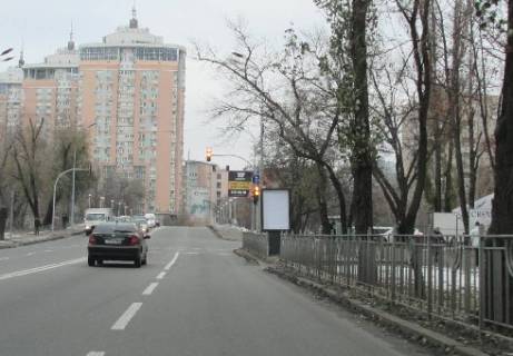 Сiтiлайт A у Києві Русанівська набережна вул., 24/51 - Ентузіастів вул. (світлофор) Фото 1