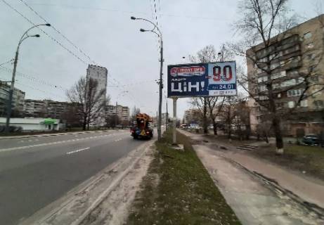 Билборд A в Киеве, 3x6  Героев Днепра ул., 16Б фото 1