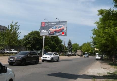 Билборд B в Одессе Сім’ї Глодан вул. (Ільфа і Петрова)., 39 напротив -  Академика Вильямса ул. фото 1