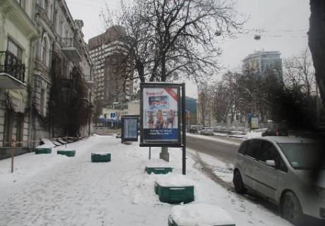 Ситилайт B в Киеве, 1.86x1.27   Петлюры Симона ул., 4 фото 1