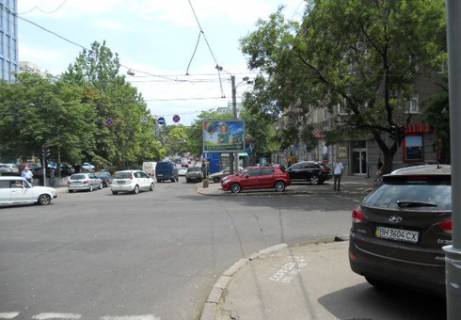 Скролер, Скрол A у Одесі Строкатої Ніни вул. (Буніна). - Польская ул. А3 - 320447 Фото 1