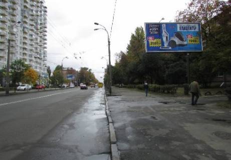 Призма A в Киеве, 3x6  Щербаковского Даниила ул., 45  (к просп. Берестейський (Перемоги)., 100 м за Салютная ул.) - 340106 фото 1