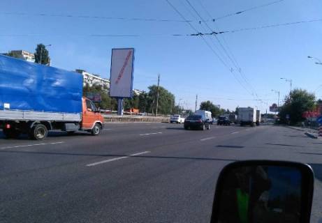 Бэклайт A в Киеве Кільцева дорога (розподілювач, навпроти Зодчих вул., 66, рух від просп. Берестейський (Перемоги).) фото 1