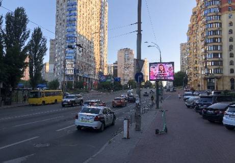 Видеоборд A в Киеве, 2.32x3.14  Чорновола вул., 27 - Золотоустівська вул. [1], (розширення 480х336) - 410229 фото 1