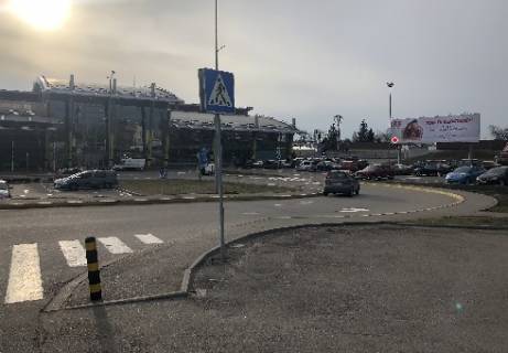 Билборд A в Киеве Медовая ул., 2 Площадь перед входом, выходом в Терминал (Терминал А) фото 1