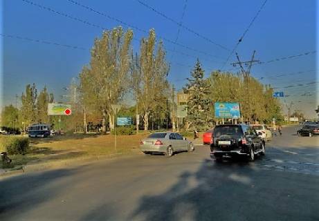 Призма B в Запорожье, 3x6  Мотобудівельників вул. (8-го Березня вул.) вул. - Іванова вул. - 7932 фото 1