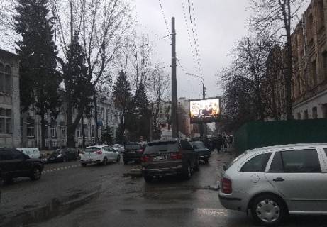 Нестандарт  в Киеве Юрія Іллєнка вул. (Мельникова)., 24 фото 1