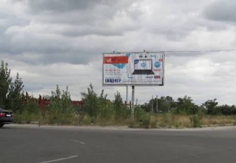 Призма A в Киеве Григоренко Петра пр., 40 (разделитель, напротив "Эпицентр") - 303255 фото 1
