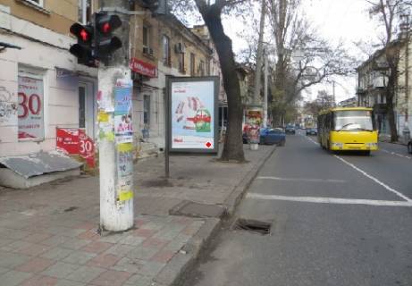 Ситилайт B в Одессе Канатная ул., 70 - М. Арнаутская ул. B фото 1