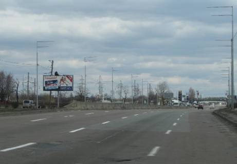 Билборд B в Киеве, 3x6  просп. Романа Шухевича (Генерала Ватутіна)., 26 (напротив) фото 1
