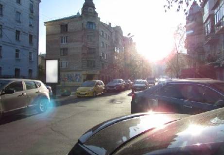 Ситилайт B в Киеве Андріївська вул., 7  (навпроти) - Братська вул. фото 1