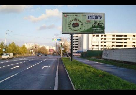 Prismatron, Prism A in Kyiv, 3x6  Zdolbunovskaa st. -  Dragomanova st. - 302730 Photo 1