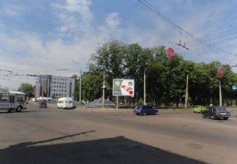 Призматрон, Призма A у Чернігові, 3x4  Мира пр. - Київська вул. - Івана Мазепи (Щорса) вул. - 65728 Фото 1