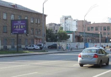 Scrolller, Scroll B in Kyiv, 2.32x3.14  Eleny Teligi st., 2 (ost. Ivana Gonty) - 429095 Photo 1
