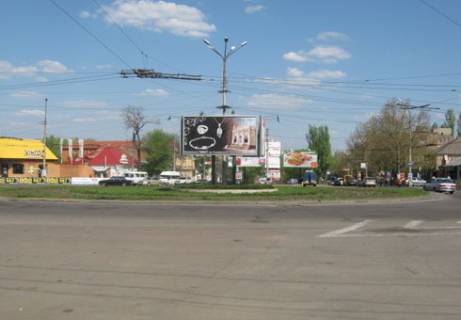 Призматрон, Призма A у Миколаєві, 3x6  Центральний просп. (Леніна просп.). - Аркасівська вул. (Пушкінська) , Кільце - 238181 Фото 1