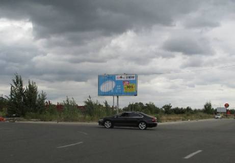 Prismatron, Prism A in Kyiv Grigorenko Petra av., 40 (razdelitel', naprotiv "Epicentr") - 303256 Photo 1