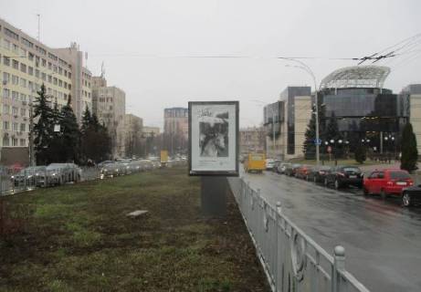 Сiтiлайт A у Києві, 1.86x1.27   Народного Ополчения ул., 1 - Севастопольская пл., разделитель (левый) Фото 1