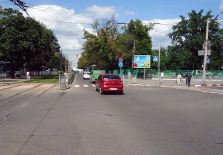 Скролер, Скрол A у Харкові, 2.32x3.14  Повстання пл. - Броненосця Потьомкіна вул. - 14072 Фото 1