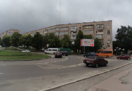 Призматрон, Призма A у Чернігові, 3x6  Мира пр. - Софії Русової вул., З центру - 63713 Фото 1