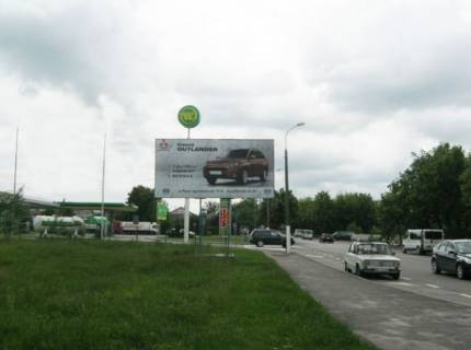Білборд, Бігборд (Борд)  B у Рівному, 6x3  Бандери, (навпроти Гідропарку) Фото 1